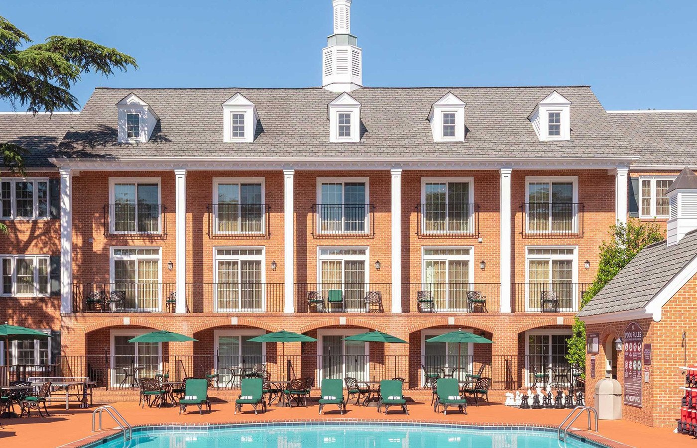 Westgate Historic Williamsburg Resort exterior and grounds.